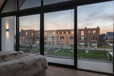 Onderhoud van aluminium en kunststof kozijnen: zo blijven ze jarenlang in topconditie